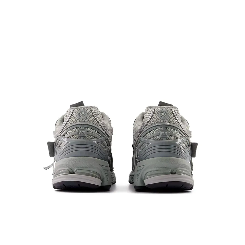 Tênis New Balance 1906a Silver