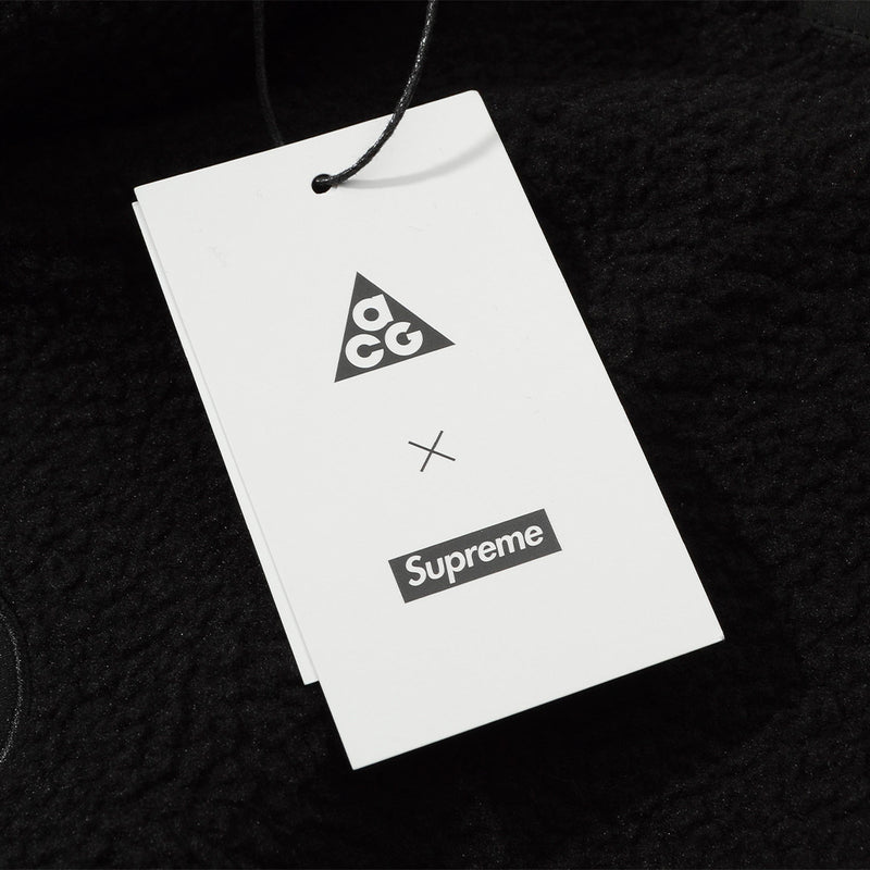 Jaqueta Supreme x ACG
