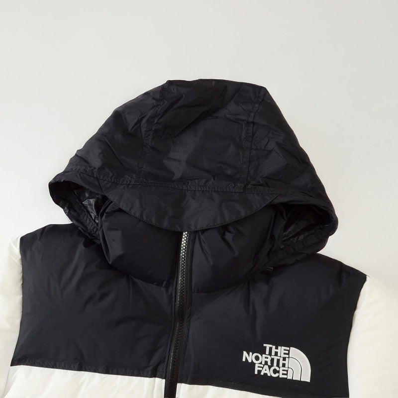 Jaqueta The North Face Nuptse Branco/Preto